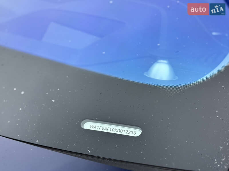 Позашляховик / Кросовер Audi Q8 2018 в Львові