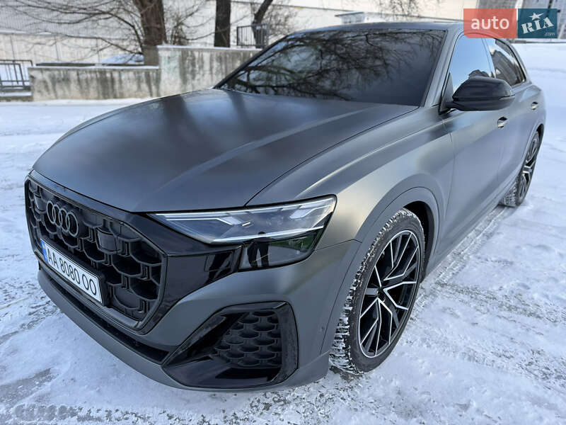 Внедорожник / Кроссовер Audi Q8 2024 в Киеве