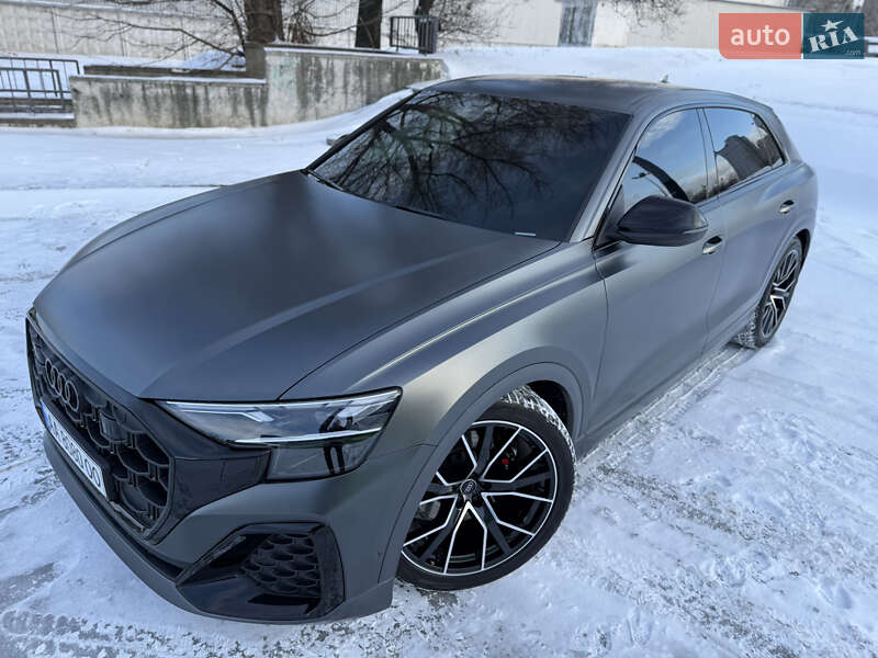 Внедорожник / Кроссовер Audi Q8 2024 в Киеве