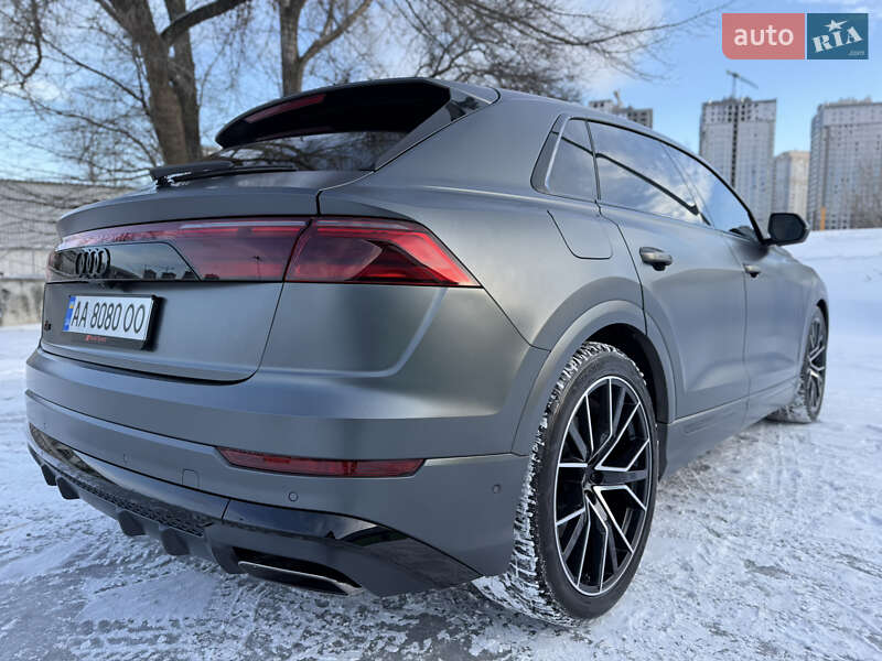 Внедорожник / Кроссовер Audi Q8 2024 в Киеве
