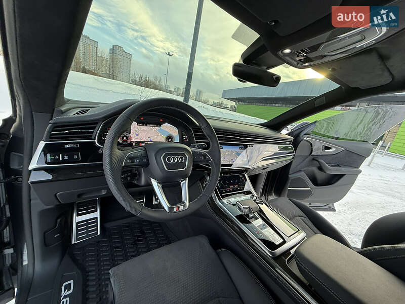 Внедорожник / Кроссовер Audi Q8 2024 в Киеве