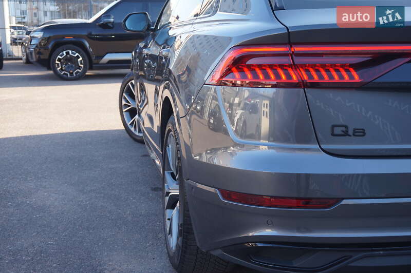 Внедорожник / Кроссовер Audi Q8 2023 в Одессе