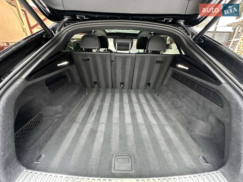 Внедорожник / Кроссовер Audi Q8 2019 в Львове