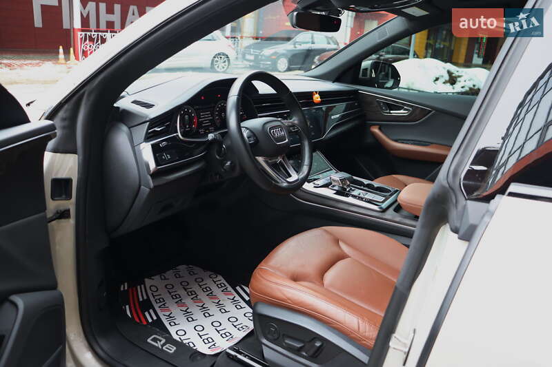 Внедорожник / Кроссовер Audi Q8 2021 в Львове