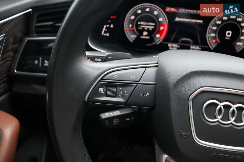 Внедорожник / Кроссовер Audi Q8 2021 в Львове