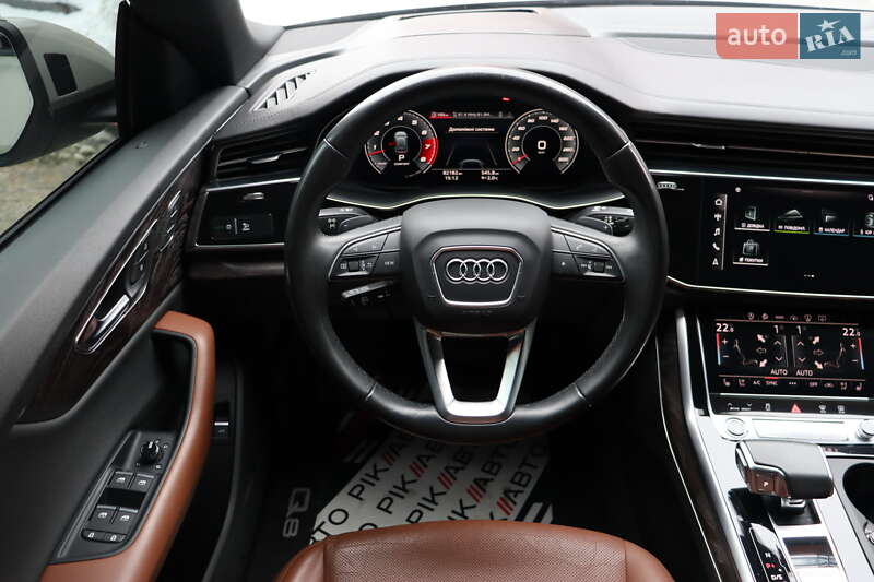 Внедорожник / Кроссовер Audi Q8 2021 в Львове