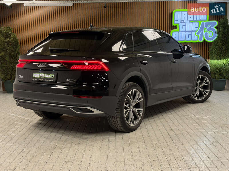 Внедорожник / Кроссовер Audi Q8 2019 в Киеве