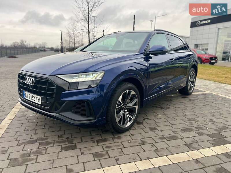 Внедорожник / Кроссовер Audi Q8 2020 в Киеве