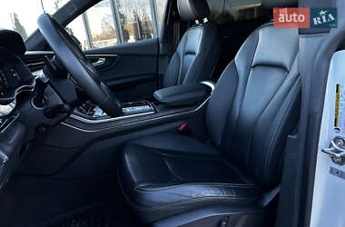 Позашляховик / Кросовер Audi Q8 2021 в Львові