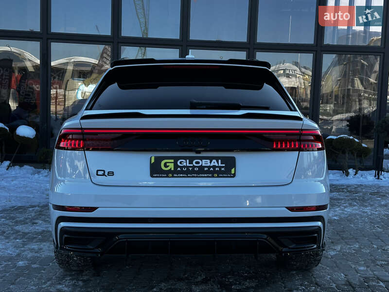 Внедорожник / Кроссовер Audi Q8 2021 в Львове
