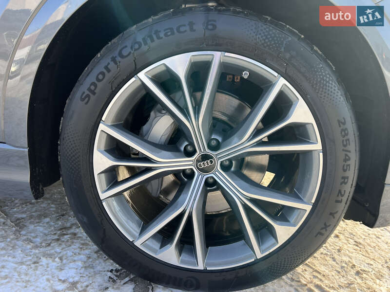 Внедорожник / Кроссовер Audi Q8 2025 в Полтаве