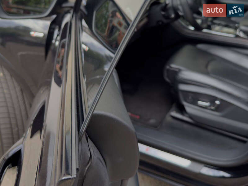 Внедорожник / Кроссовер Audi Q8 2019 в Киеве фото 16 Внедорожник / Кроссовер Audi Q8 2019 в Киеве