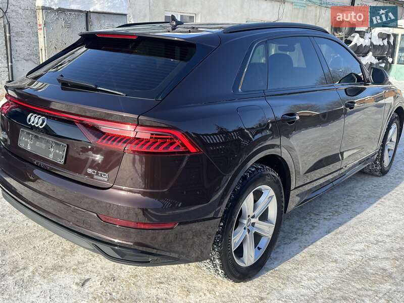 Внедорожник / Кроссовер Audi Q8 2019 в Тернополе