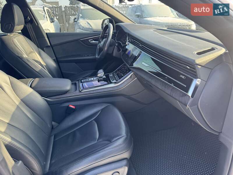 Внедорожник / Кроссовер Audi Q8 2019 в Тернополе