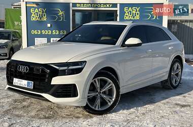 Внедорожник / Кроссовер Audi Q8 2021 в Киеве