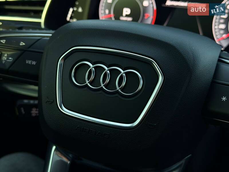 Внедорожник / Кроссовер Audi Q8 2018 в Кривом Роге