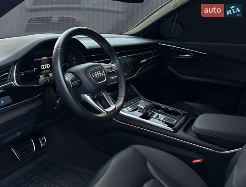 Внедорожник / Кроссовер Audi Q8 2020 в Львове