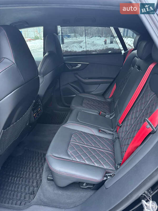 Позашляховик / Кросовер Audi Q8 2024 в Києві фото 8 Позашляховик / Кросовер Audi Q8 2024 в Києві