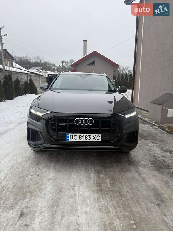 2018 Audi Q8, VIN WA1BVAF11KD016990:plate — фото 1 (autoria)