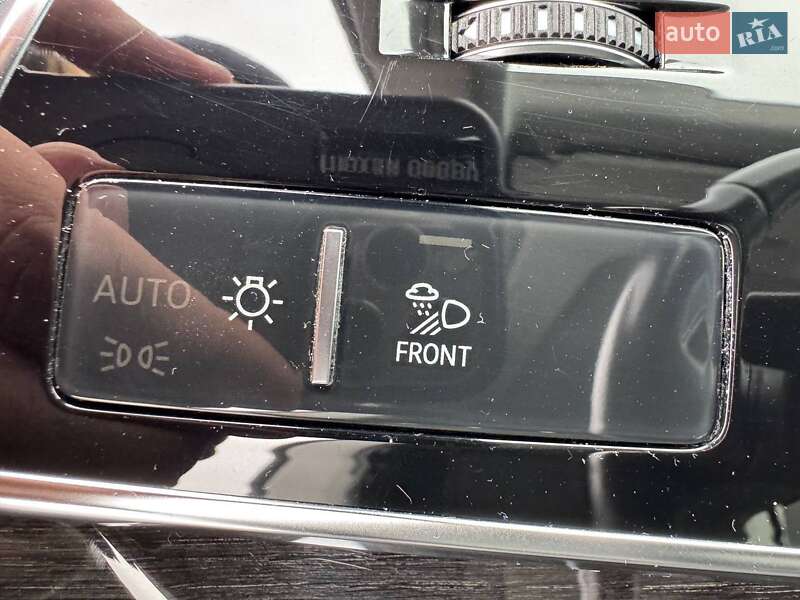 Позашляховик / Кросовер Audi Q8 2018 в Києві