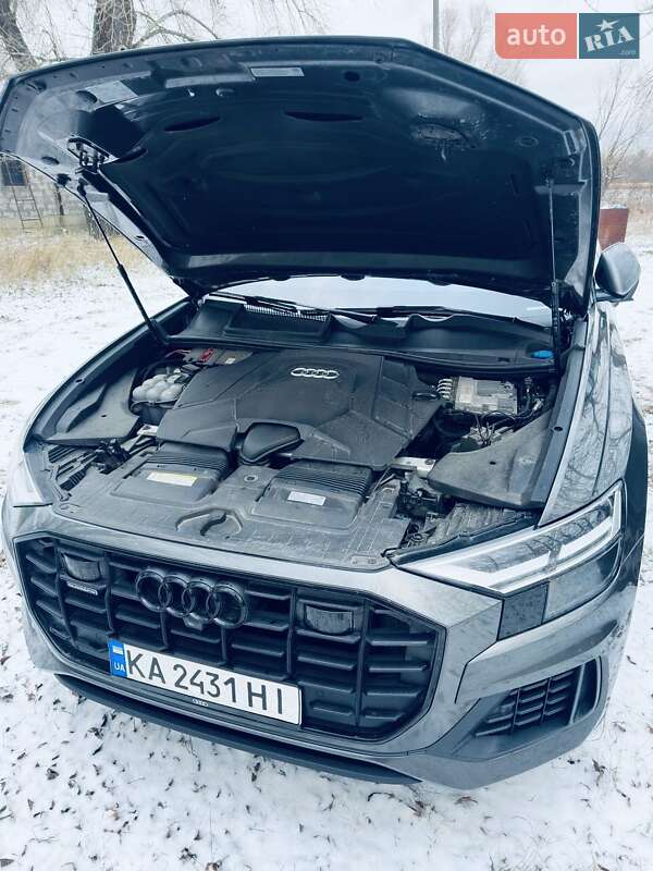 Позашляховик / Кросовер Audi Q8 2019 в Києві