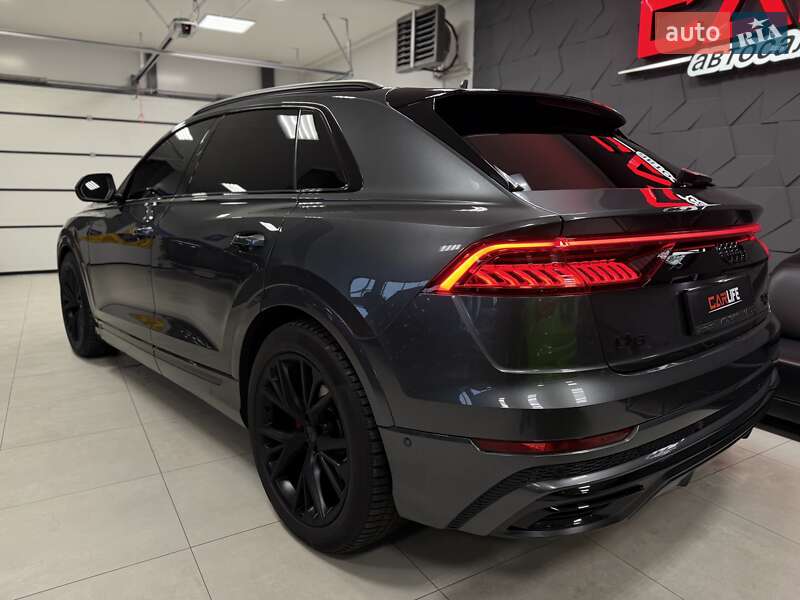 Внедорожник / Кроссовер Audi Q8 2020 в Тернополе