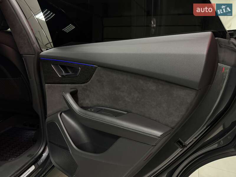 Внедорожник / Кроссовер Audi Q8 2020 в Тернополе