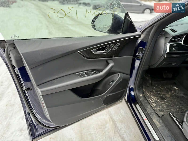 Внедорожник / Кроссовер Audi Q8 2019 в Львове