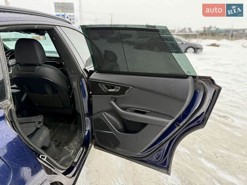 Внедорожник / Кроссовер Audi Q8 2019 в Львове