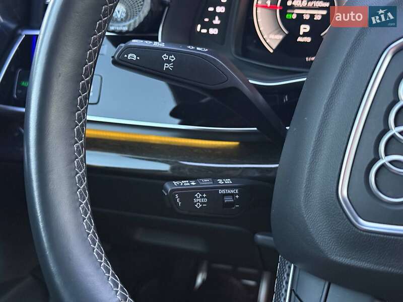 Внедорожник / Кроссовер Audi Q8 2022 в Хмельницком