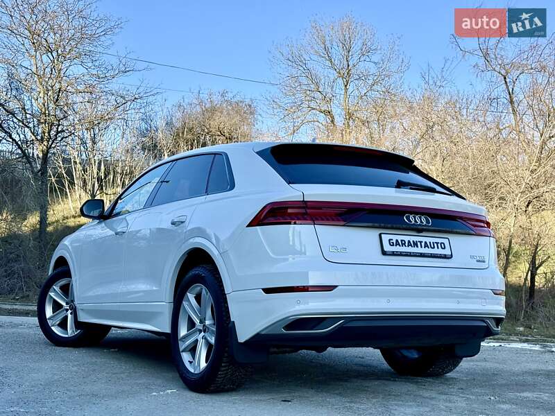 Позашляховик / Кросовер Audi Q8 2022 в Одесі
