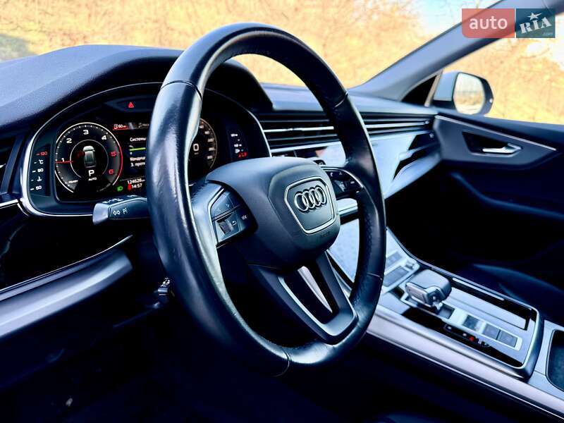 Позашляховик / Кросовер Audi Q8 2022 в Одесі