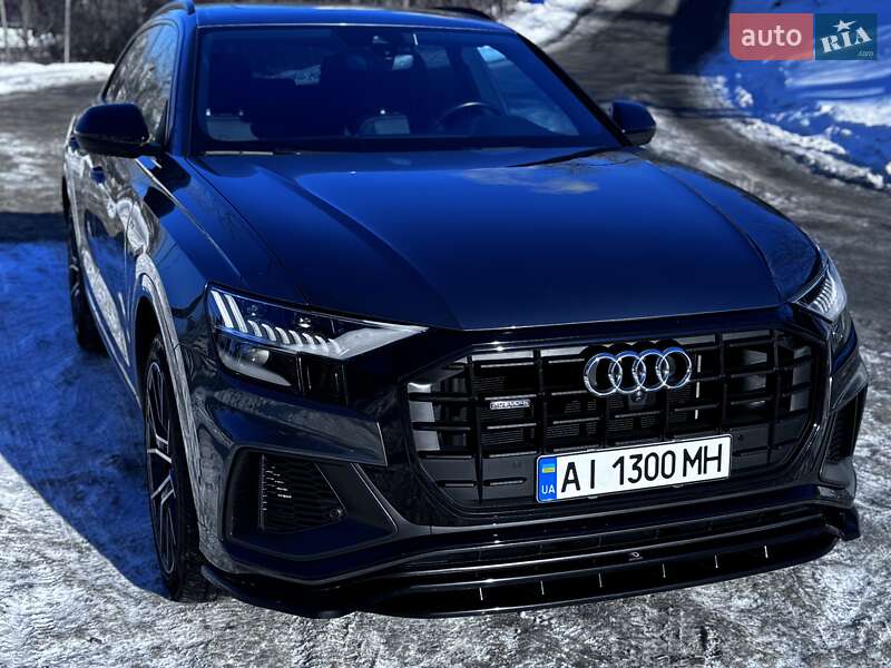 Позашляховик / Кросовер Audi Q8 2020 в Києві