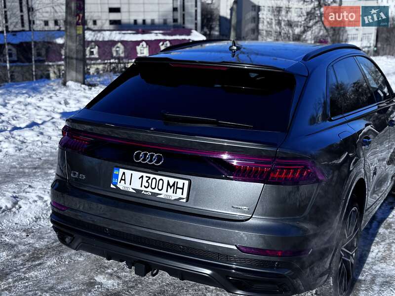 Позашляховик / Кросовер Audi Q8 2020 в Києві