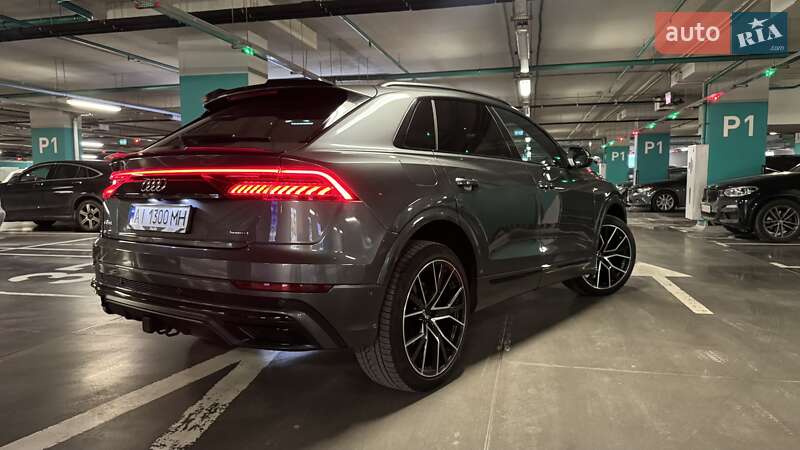 Позашляховик / Кросовер Audi Q8 2020 в Києві