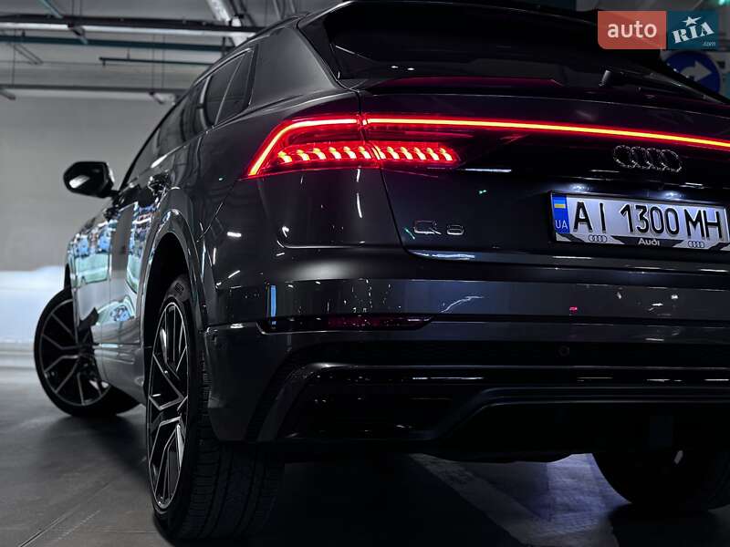 Позашляховик / Кросовер Audi Q8 2020 в Києві