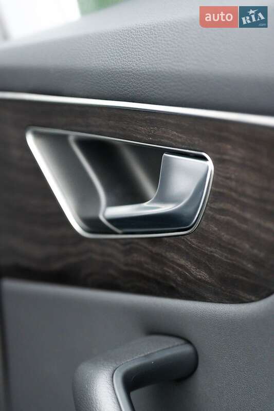 Позашляховик / Кросовер Audi Q8 2022 в Києві