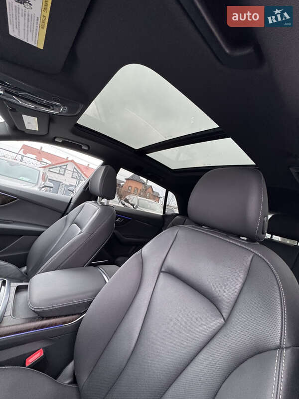 Позашляховик / Кросовер Audi Q8 2019 в Івано-Франківську фото 27 Позашляховик / Кросовер Audi Q8 2019 в Івано-Франківську