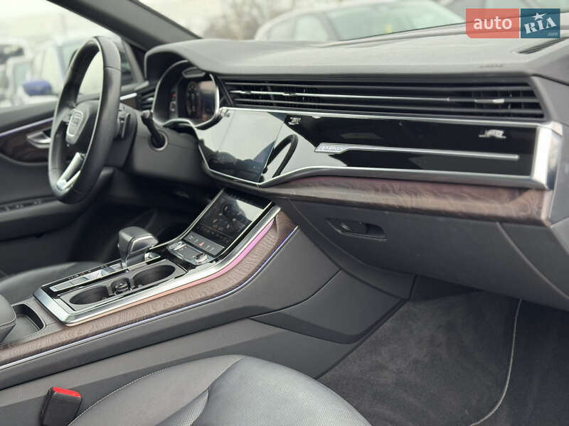 Позашляховик / Кросовер Audi Q8 2019 в Івано-Франківську фото 41 Позашляховик / Кросовер Audi Q8 2019 в Івано-Франківську