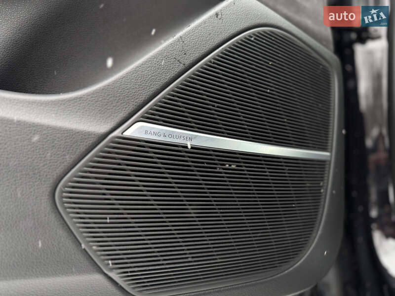 Внедорожник / Кроссовер Audi Q8 2019 в Львове фото 28 Внедорожник / Кроссовер Audi Q8 2019 в Львове