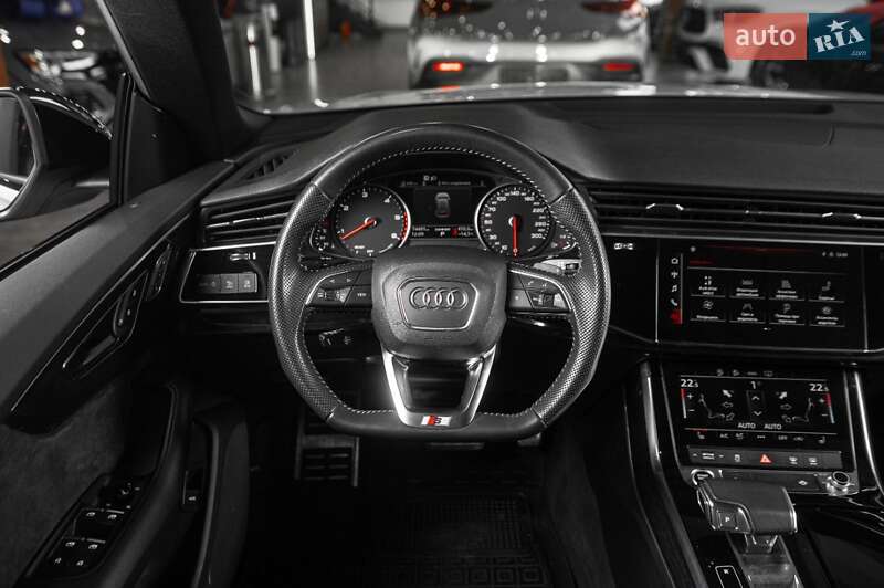 Позашляховик / Кросовер Audi Q8 2020 в Одесі
