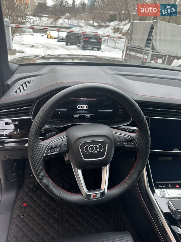Внедорожник / Кроссовер Audi Q8 2025 в Киеве