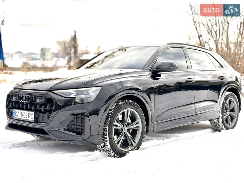 Внедорожник / Кроссовер Audi Q8 2024 в Киеве