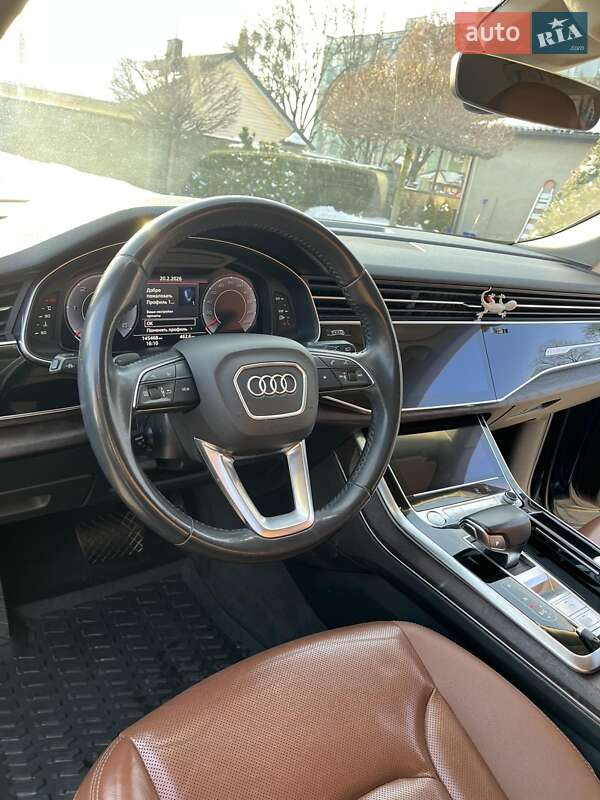 Внедорожник / Кроссовер Audi Q8 2019 в Ровно