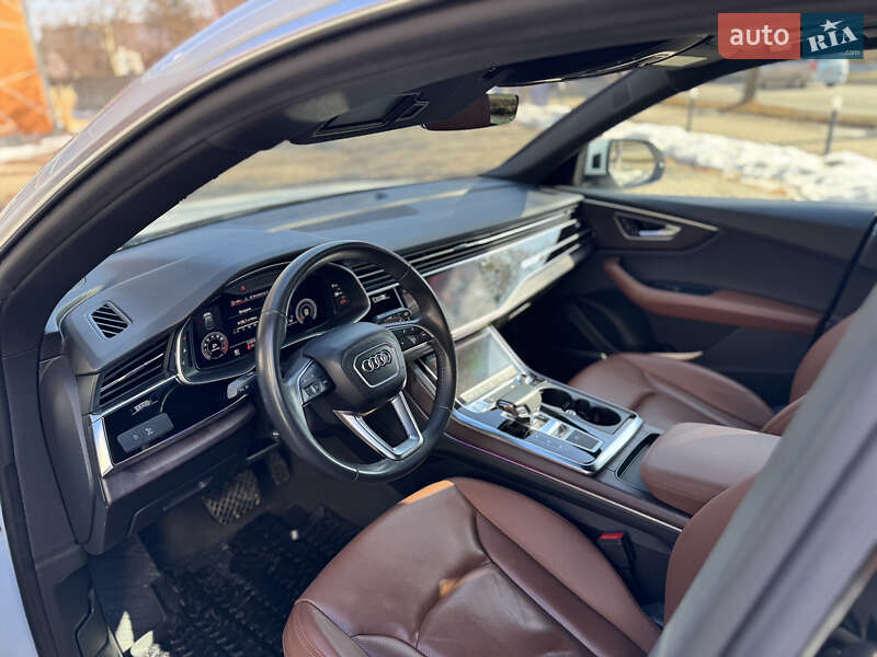 Внедорожник / Кроссовер Audi Q8 2018 в Ровно