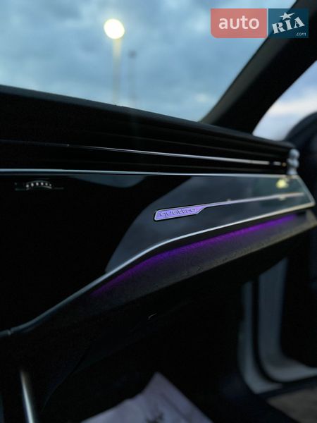 Внедорожник / Кроссовер Audi Q8 2018 в Ивано-Франковске