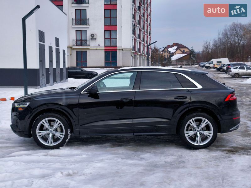 Внедорожник / Кроссовер Audi Q8 2019 в Ивано-Франковске