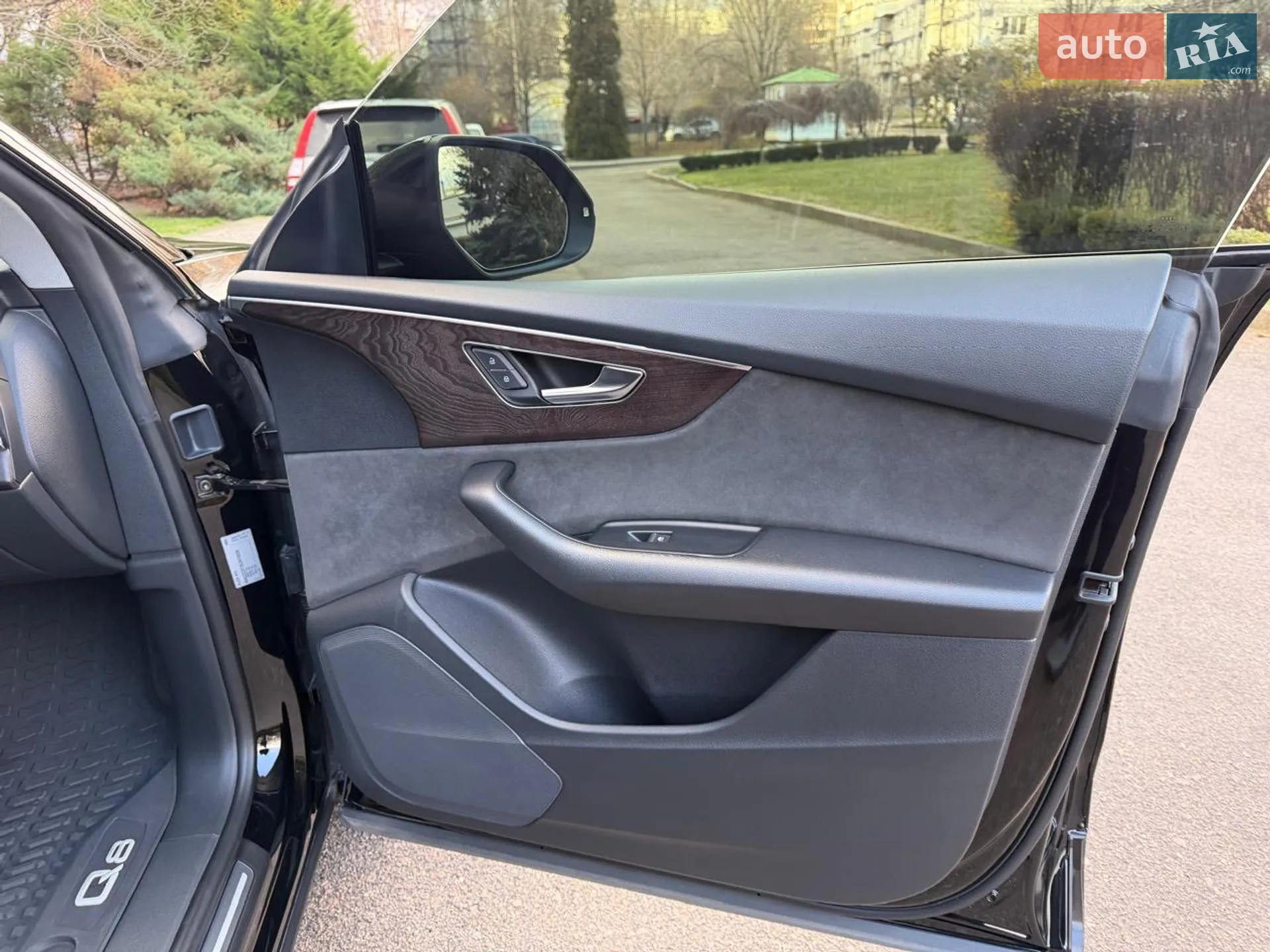2019 Audi Q8 - мініатюра 13