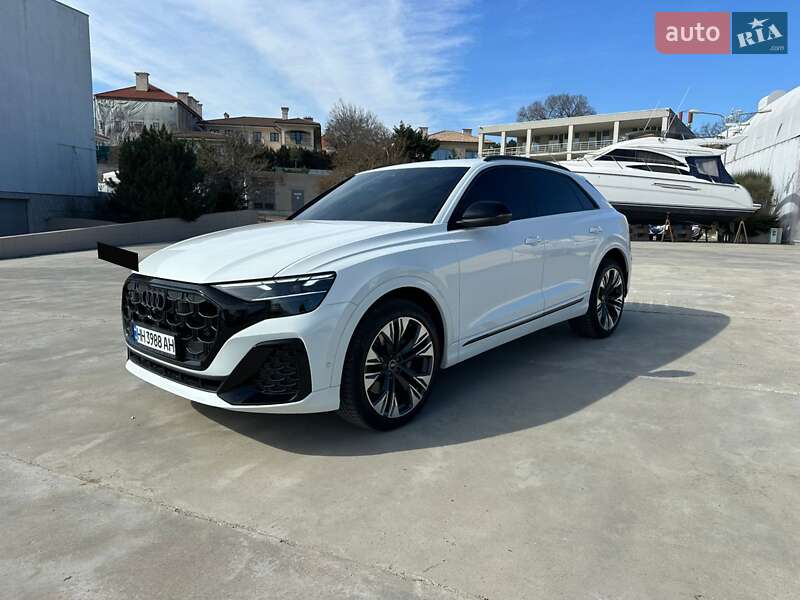 Внедорожник / Кроссовер Audi Q8 2024 в Одессе