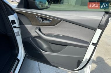 Внедорожник / Кроссовер Audi Q8 2024 в Одессе